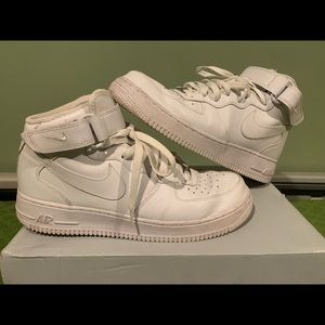 Nike Air Force 1 Mid ‘07